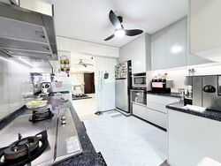 Blk 570 Hougang Street 51 (Hougang), HDB 5 Rooms #575055381